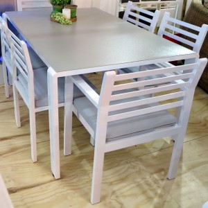 Dainfer 6 seater table lo res