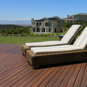Cape Country Lounger