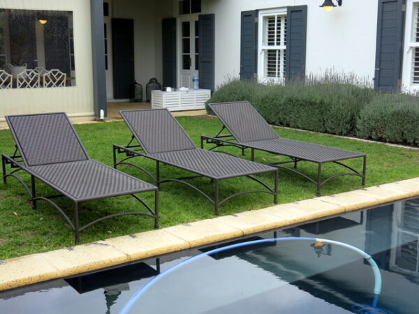 Pezula Lounger - Image 2