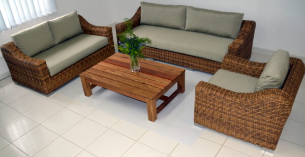 Cape Country Coffee & Side Tables