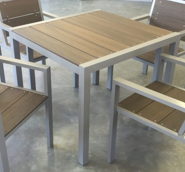 Evaglade Table - Image 3