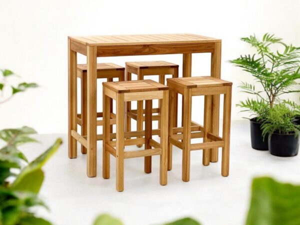 Saligna Bar Stool & Tables