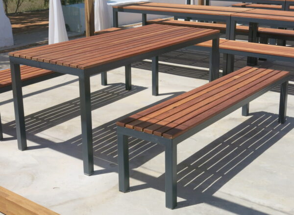 Kraal Bench